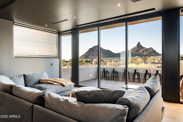 10101 E HAPPY VALLEY Road, Scottsdale, AZ 85255