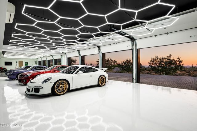 10101 E HAPPY VALLEY Road, Scottsdale, AZ 85255