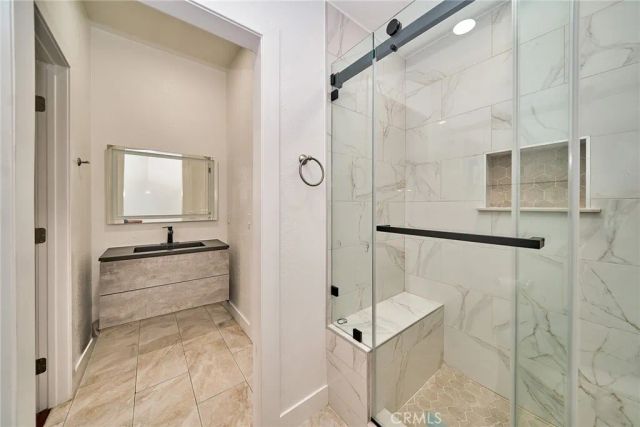 4900 N Grand 306, Covina, CA 91724