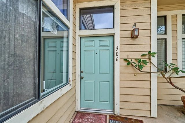 4900 N Grand 306, Covina, CA 91724