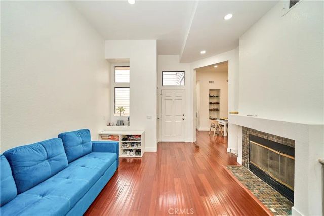 4900 N Grand 306, Covina, CA 91724