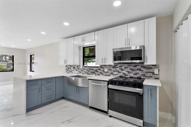 1815 N 27th Ave, Hollywood, FL 33020