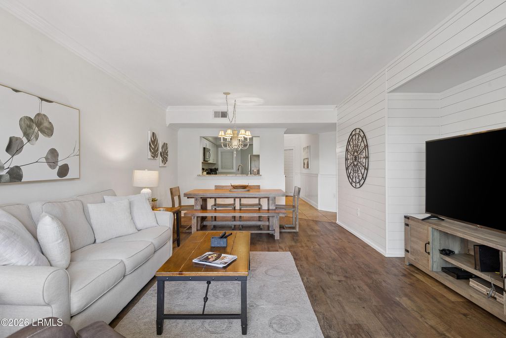 21 S Forest Beach Dr Apt 231, Hilton Head Island, SC 29928