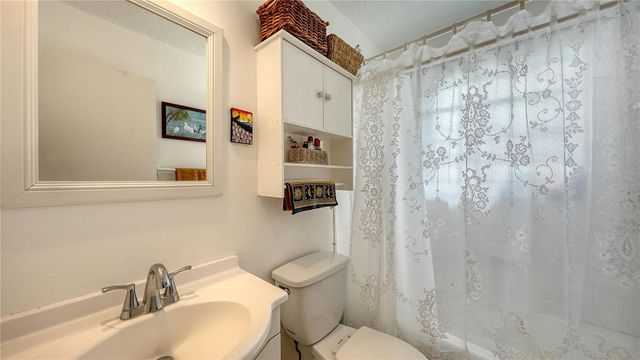 256 EIDER ROAD, Venice, FL 34293