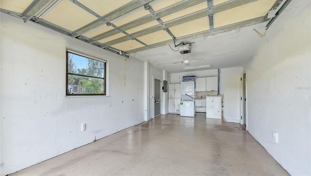 256 EIDER ROAD, Venice, FL 34293