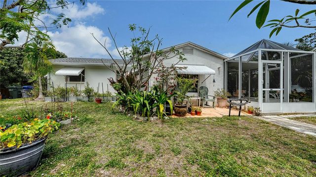 256 EIDER ROAD, Venice, FL 34293