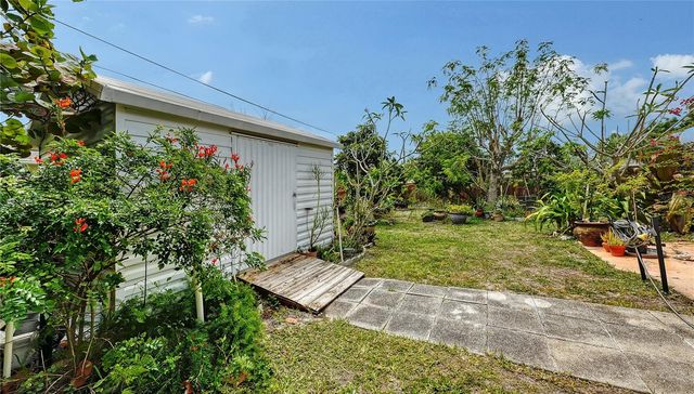 256 EIDER ROAD, Venice, FL 34293