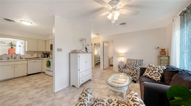 256 EIDER ROAD, Venice, FL 34293