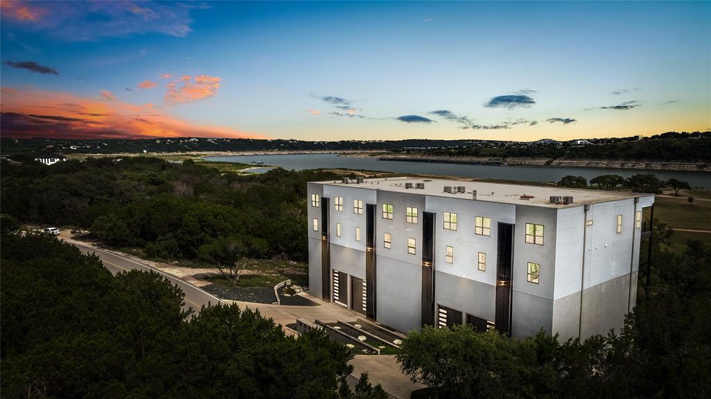 20107 Continental DR A, Lago Vista, TX 78645