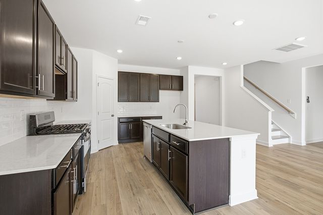 1307 Kristopher Dr, Lebanon, TN 37087