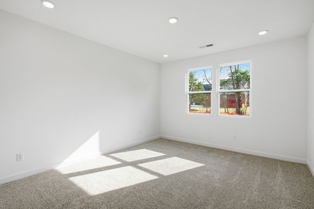 1307 Kristopher Dr, Lebanon, TN 37087