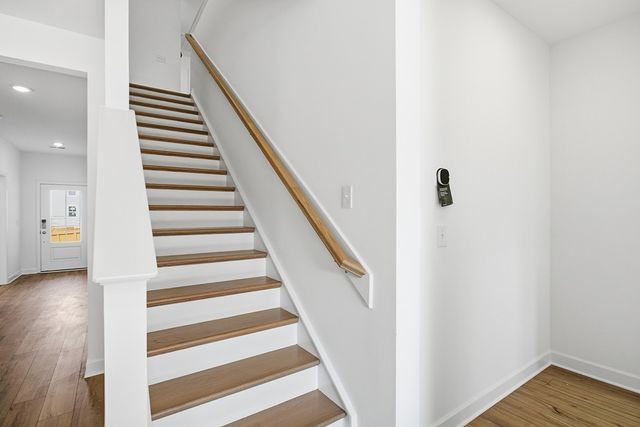 1307 Kristopher Dr, Lebanon, TN 37087