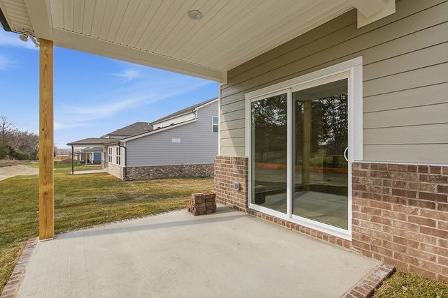 1307 Kristopher Dr, Lebanon, TN 37087