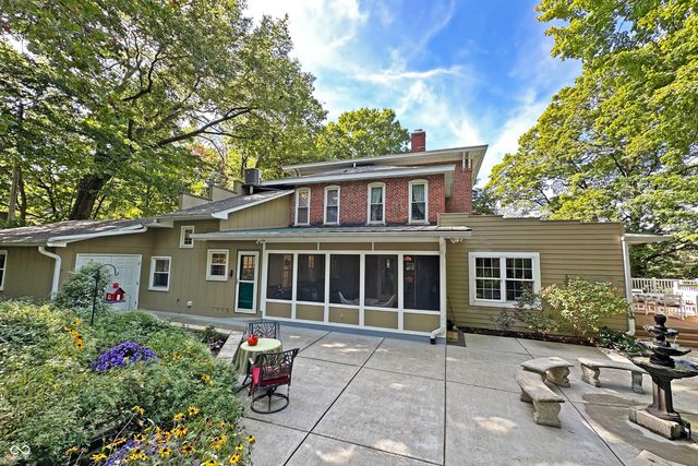 1021 N 21st Street, Lafayette, IN 47904
