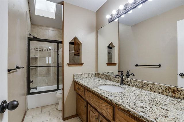 1017 NW 166th Terrace, Edmond, OK 73012