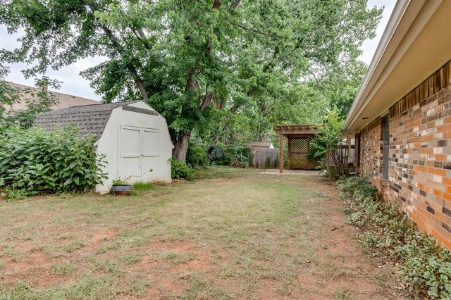 1017 NW 166th Terrace, Edmond, OK 73012