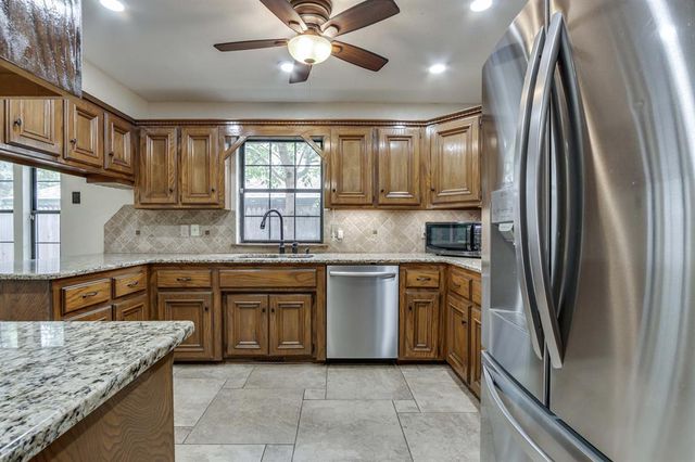 1017 NW 166th Terrace, Edmond, OK 73012