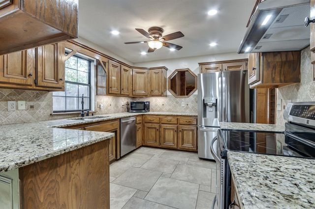 1017 NW 166th Terrace, Edmond, OK 73012
