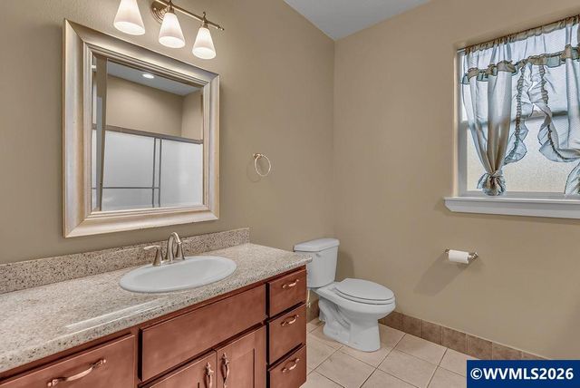 2652 Hoo Doo Dr NW, Salem, OR 97304