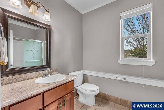 2652 Hoo Doo Dr NW, Salem, OR 97304