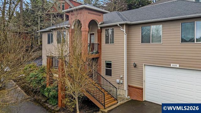 2652 Hoo Doo Dr NW, Salem, OR 97304