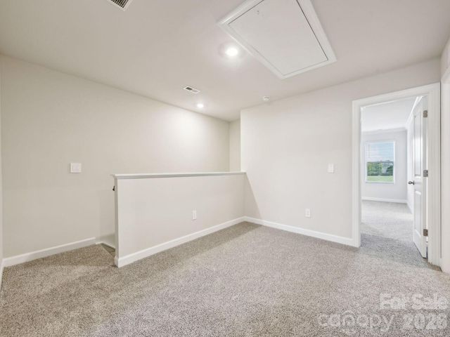 9016 Foggy Brook Loop, Charlotte, NC 28216