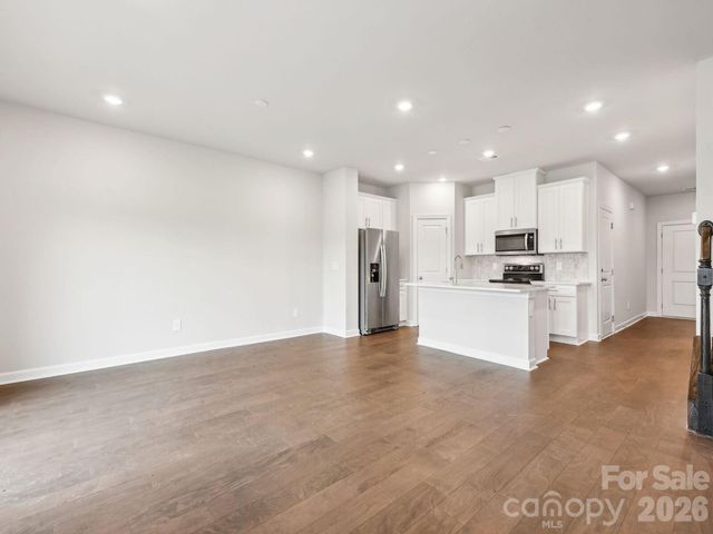 9016 Foggy Brook Loop, Charlotte, NC 28216