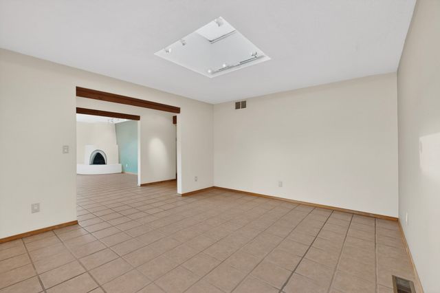 279 Loma Entrada, Santa Fe, NM 87501