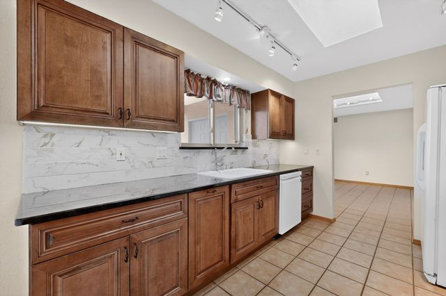 279 Loma Entrada, Santa Fe, NM 87501