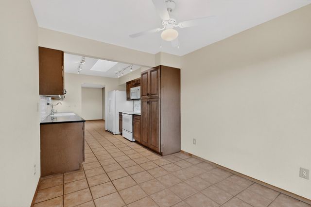 279 Loma Entrada, Santa Fe, NM 87501