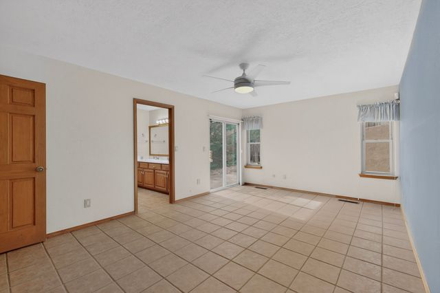 279 Loma Entrada, Santa Fe, NM 87501
