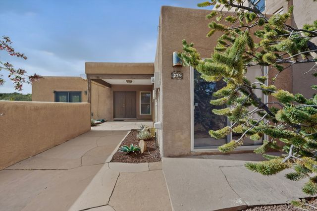 279 Loma Entrada, Santa Fe, NM 87501