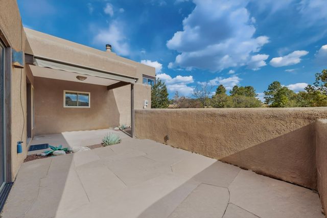 279 Loma Entrada, Santa Fe, NM 87501