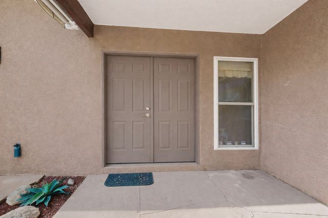 279 Loma Entrada, Santa Fe, NM 87501