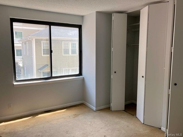 10 Cottage Place 2E, White Plains, NY 10601