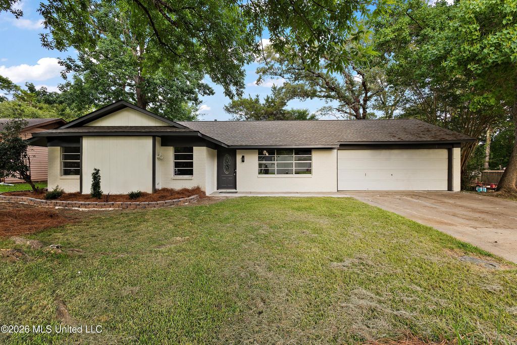 40 Woodbridge Road, Brandon, MS 39042