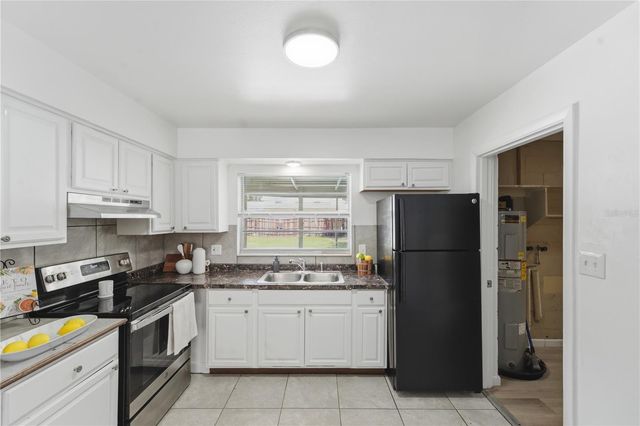 2213 VILLANO AVENUE, Orlando, FL 32818