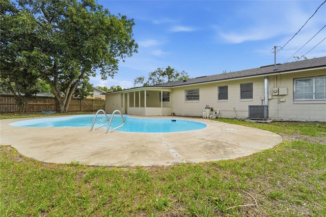 2213 VILLANO AVENUE, Orlando, FL 32818