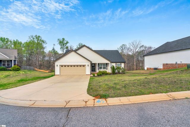 422 Thiago Court, Lyman, SC 29365
