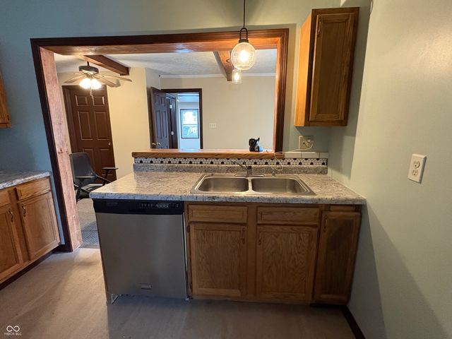 8772 E State Road 42, Poland, IN 47868