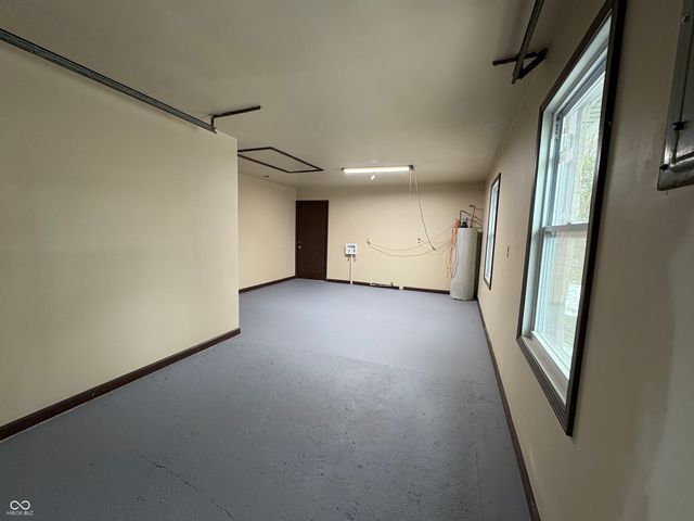 8772 E State Road 42, Poland, IN 47868