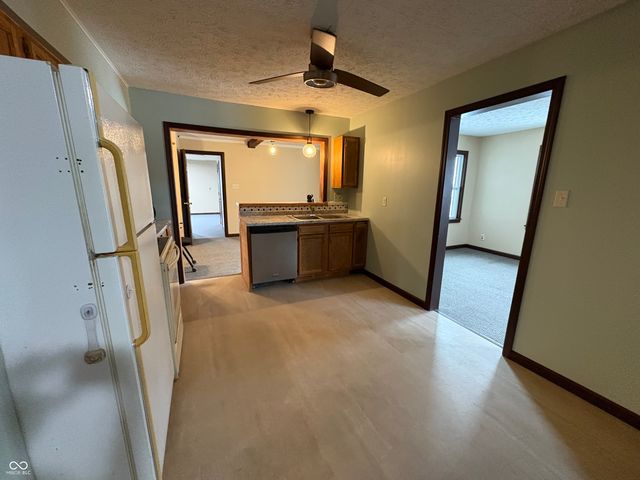 8772 E State Road 42, Poland, IN 47868