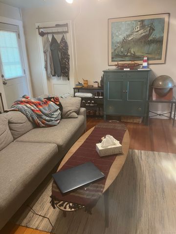 83 Ledyard Avenue, Groton, CT 06340