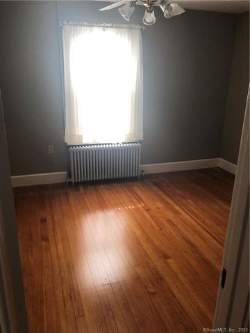 83 Ledyard Avenue, Groton, CT 06340