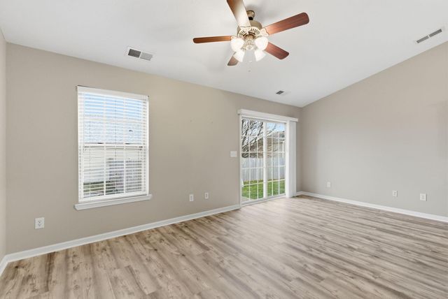 114 Lake Forest Drive, Georgetown, KY 40324