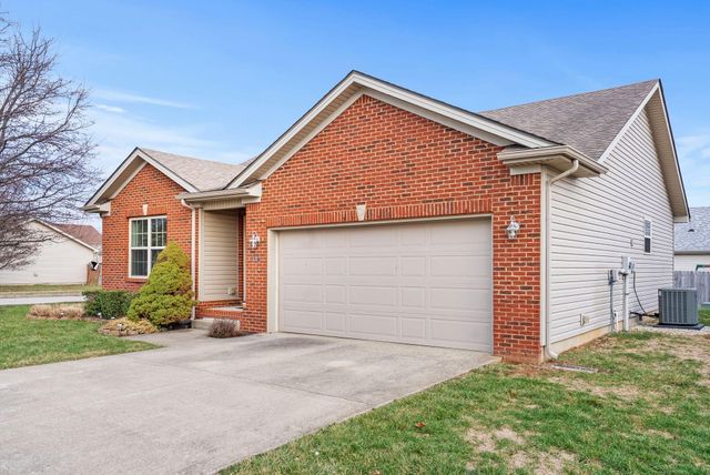 114 Lake Forest Drive, Georgetown, KY 40324