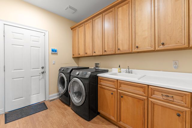 2601 N 3653rd Road, Sheridan, IL 60551