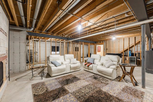 2601 N 3653rd Road, Sheridan, IL 60551