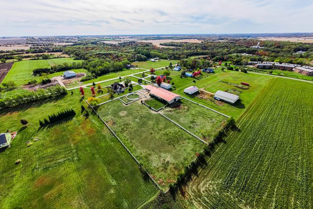 2601 N 3653rd Road, Sheridan, IL 60551