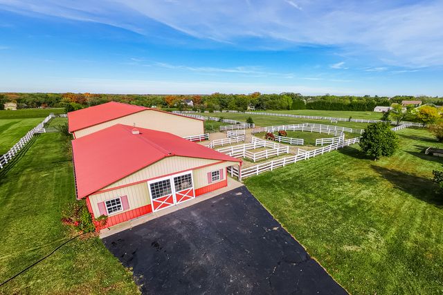 2601 N 3653rd Road, Sheridan, IL 60551